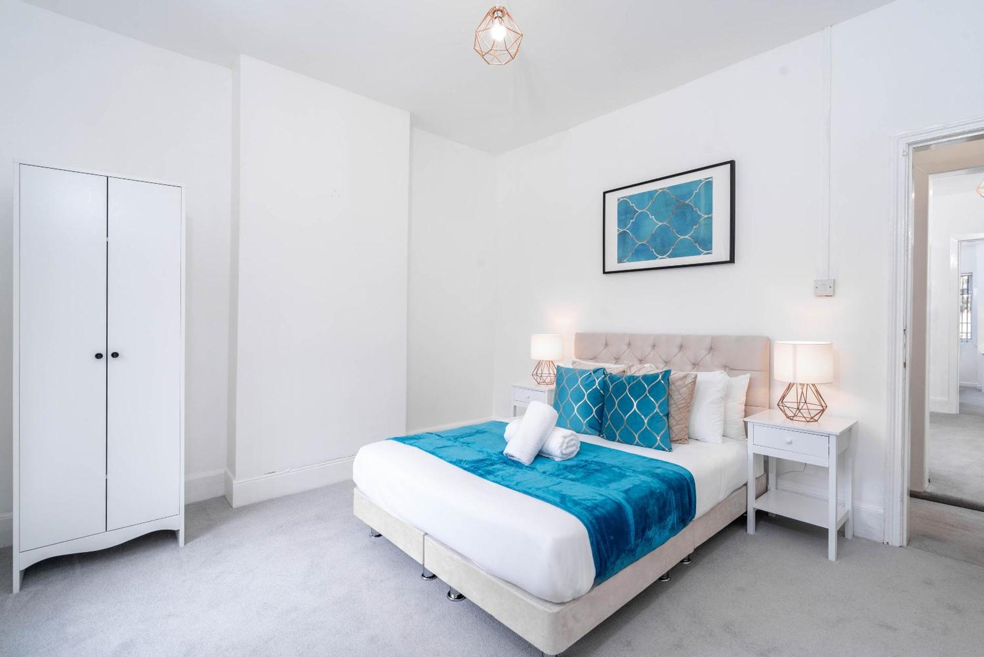 Three Bedroom House - Garden - Parking - Wifi - Netflix - Rated - 11t Сasa de vacaciones Birmingam