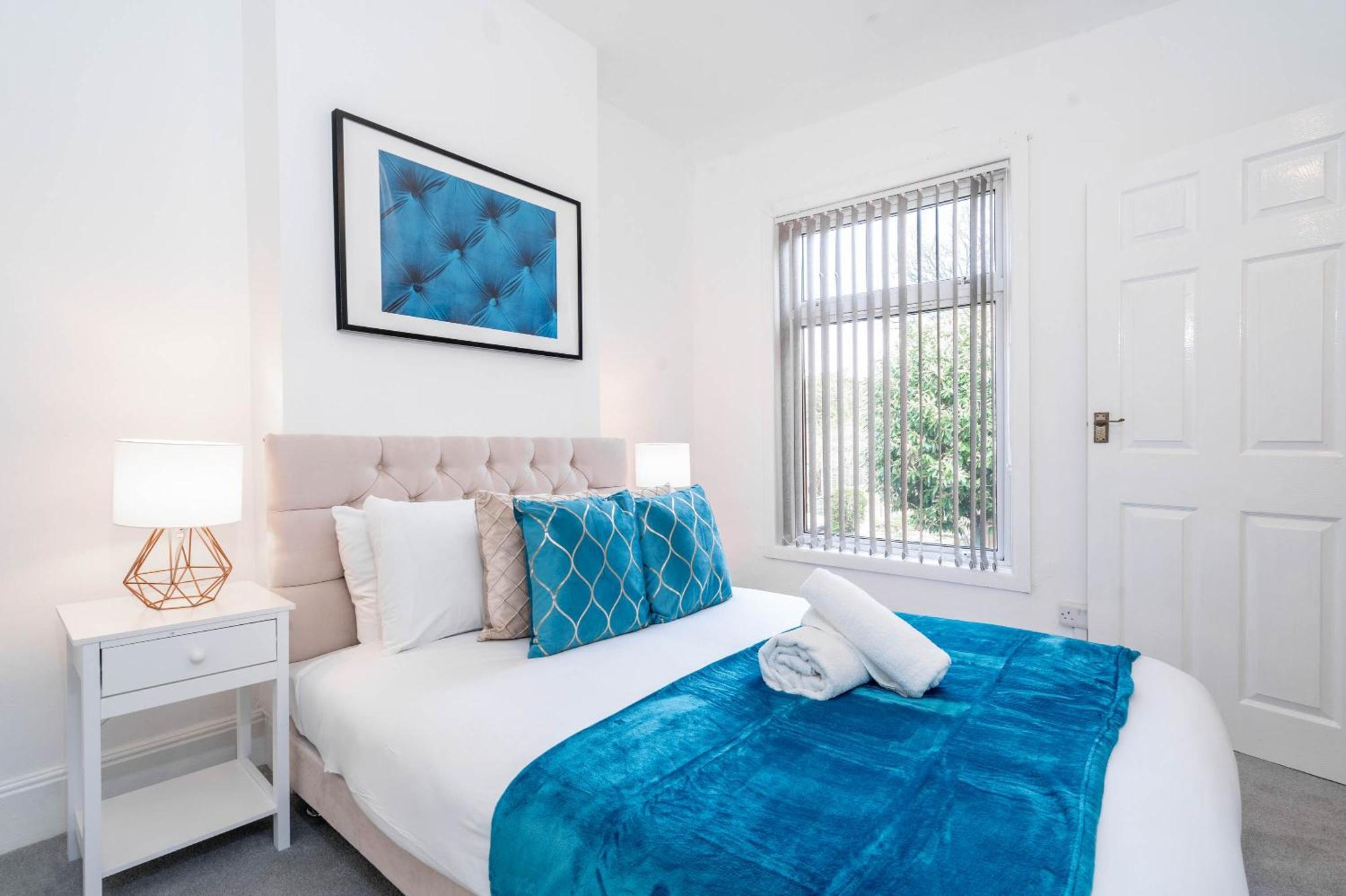 Three Bedroom House - Garden - Parking - Wifi - Netflix - Rated - 11t Birmingam